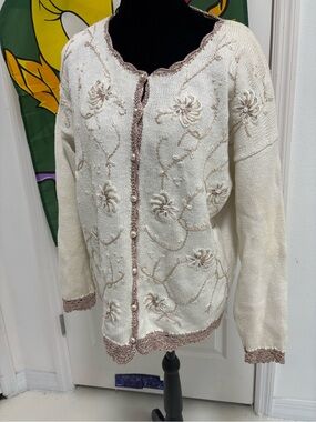 Carolyn Taylor Cream Knit Cardigan with Beige-Pink Trim